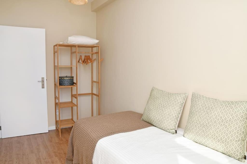 Boavista Trendy 2 Quartos Com Muita Luz E 1 Wc * Oporto